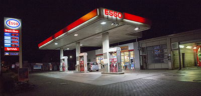 Ulrich Simons - Esso-Station L&uuml;tticher Stra&szlig;e 62